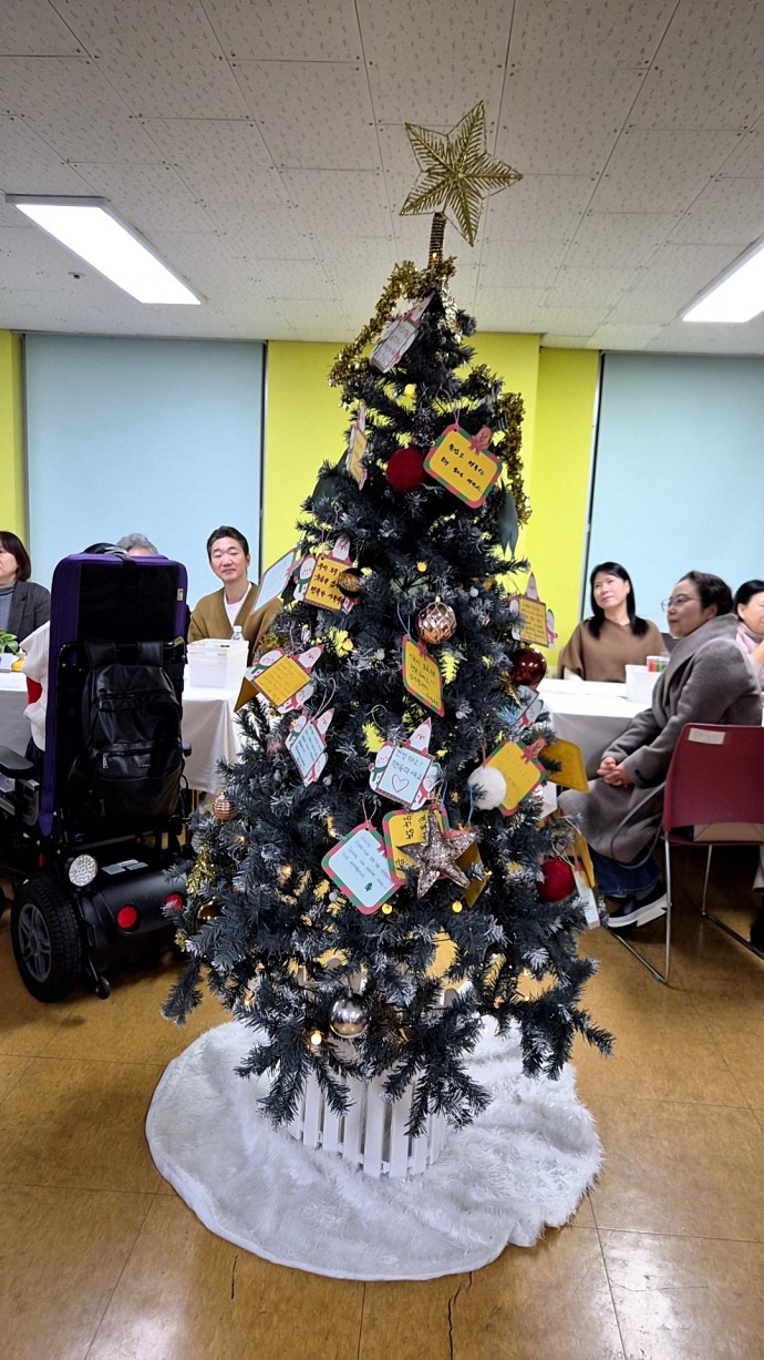 fdcc7f50a873afa0ec70ae41498e58dd_1765364527_0887.jpg